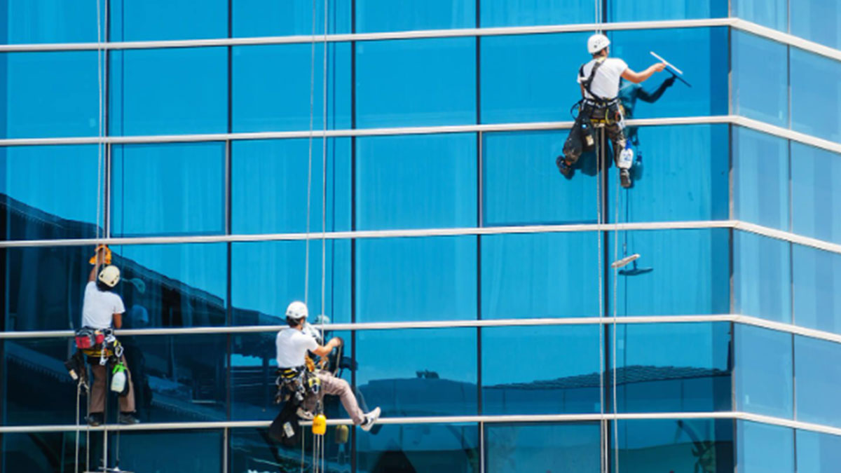 Cleaning Facade Services: Restore Your Building’s Exterior Shine
